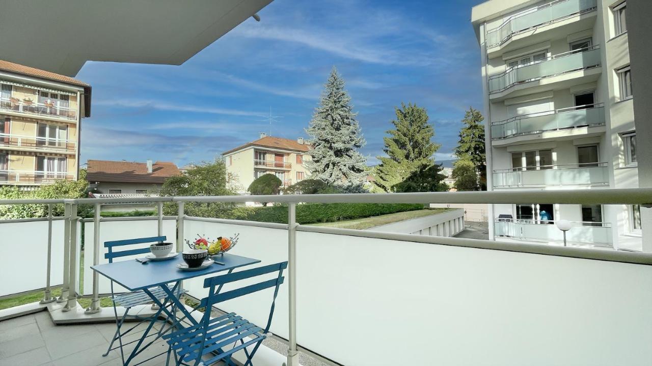 Homey Wood - New - Appartement Avec Une Chambre - Parking Prive Gratuit - Balcon Prive - A 5 Min De La Gare Pour Rejoindre Geneve Annemasse Dış mekan fotoğraf