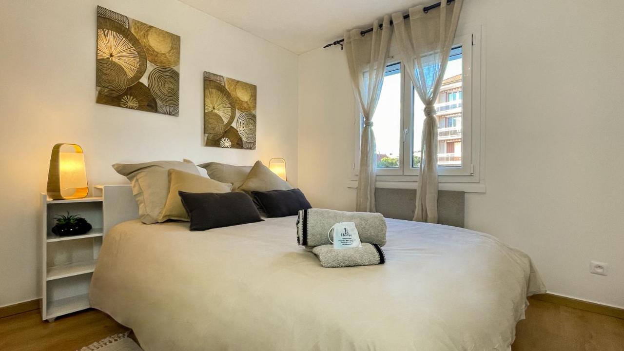 Homey Wood - New - Appartement Avec Une Chambre - Parking Prive Gratuit - Balcon Prive - A 5 Min De La Gare Pour Rejoindre Geneve Annemasse Dış mekan fotoğraf